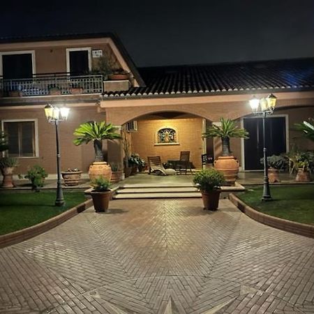 Villa Ines Ardea Exterior photo